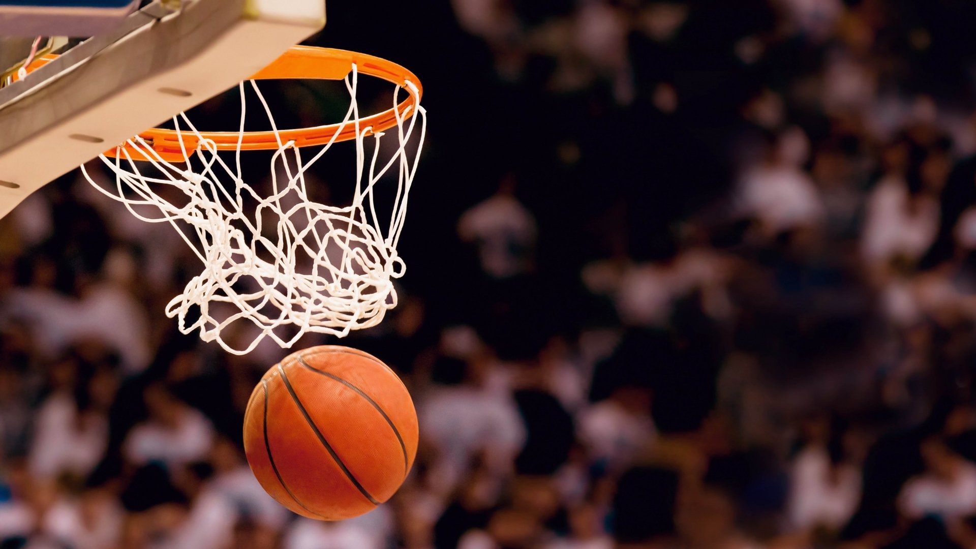 九游网页版官网-2020年NBA复赛：库里复出表现抢眼，带领勇士冲进季后赛圈层，展现恢弘力量